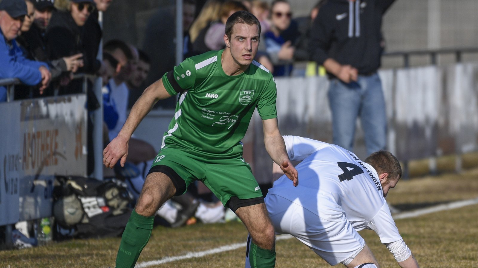 Der TSV Kleinglattbach (links Leon Ellwein) hat im Gastspiel beim Tabellenführer TSV Nussdorf nichts zu verlieren. Foto: Leitner Der TSV Kleinglattbach (links Leon Ellwein) hat im Gastspiel beim Tabellenführer TSV Nussdorf nichts zu verlieren. Foto: Leitner