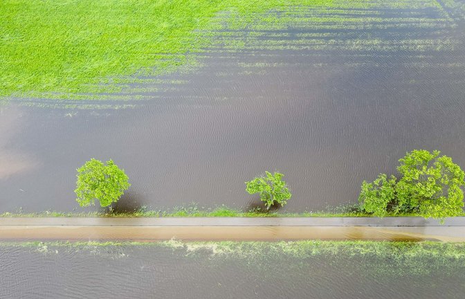 Land unter heißt es auch bei der Landwirtschaft.<span class='image-autor'>Foto: dpa/Marius Bulling</span>