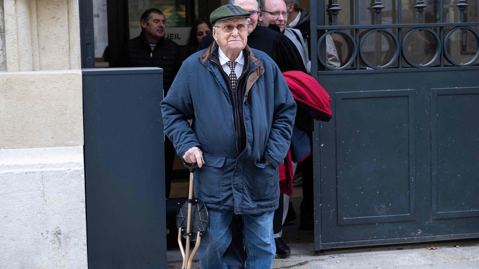 Der 102-jährige Albert Corrieri klagt auf Entschädigung für seine Zwangsarbeit im Zweiten Weltkrieg.Foto: AFP/MIGUEL MEDINA Der 102-jährige Albert Corrieri klagt auf Entschädigung für seine Zwangsarbeit im Zweiten Weltkrieg.Foto: AFP/MIGUEL MEDINA
