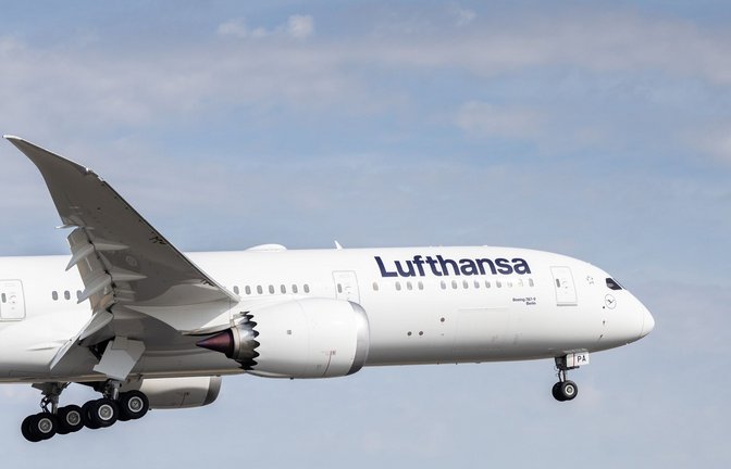 Lufthansa meidet bis auf Weiteres den Luftraum über Iran und Irak (Symbolfoto).<span class='image-autor'>Foto: Hannes P Albert/dpa/Hannes P Albert</span>