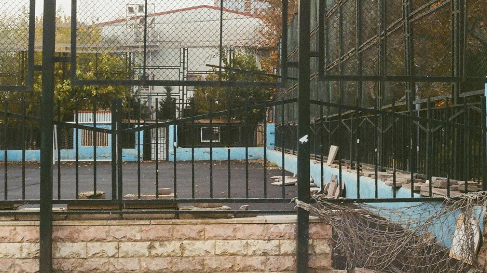 Beiläufige Normalität zeigt Nazanin Hafez in ihrem Blick auf den Park-e Honarmandan (Künstlerpark) in TeheranFoto: Nazanin Hafez