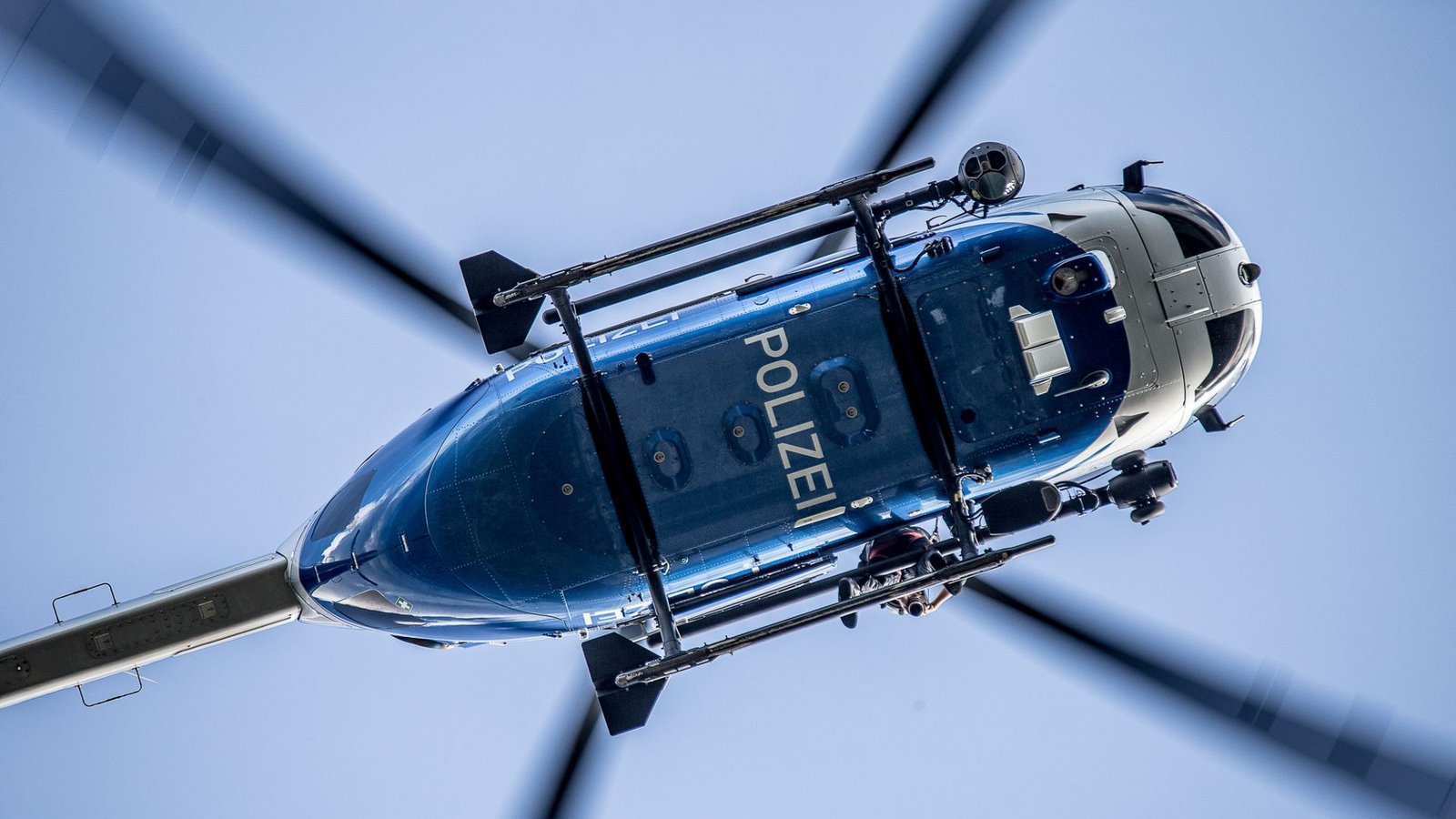 Die Polizei in Aalen sucht fieberhaft nach dem einen Mann, der ein Juwelier überfallen hat (Symbolfoto).Foto: imago images/onw-images/Markus Brandhuber via www.imago-images.de