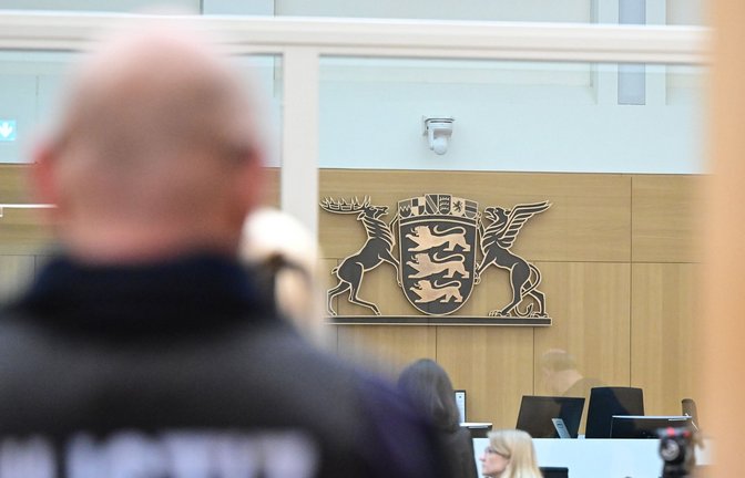 Gegen neun Mitglieder des militärischen Arms der mutmaßlichen Rechtsterrorgruppe wird vor dem Stuttgarter Oberlandesgericht seit dem 29. April 2024 verhandelt.<span class='image-autor'>Foto: dpa</span>