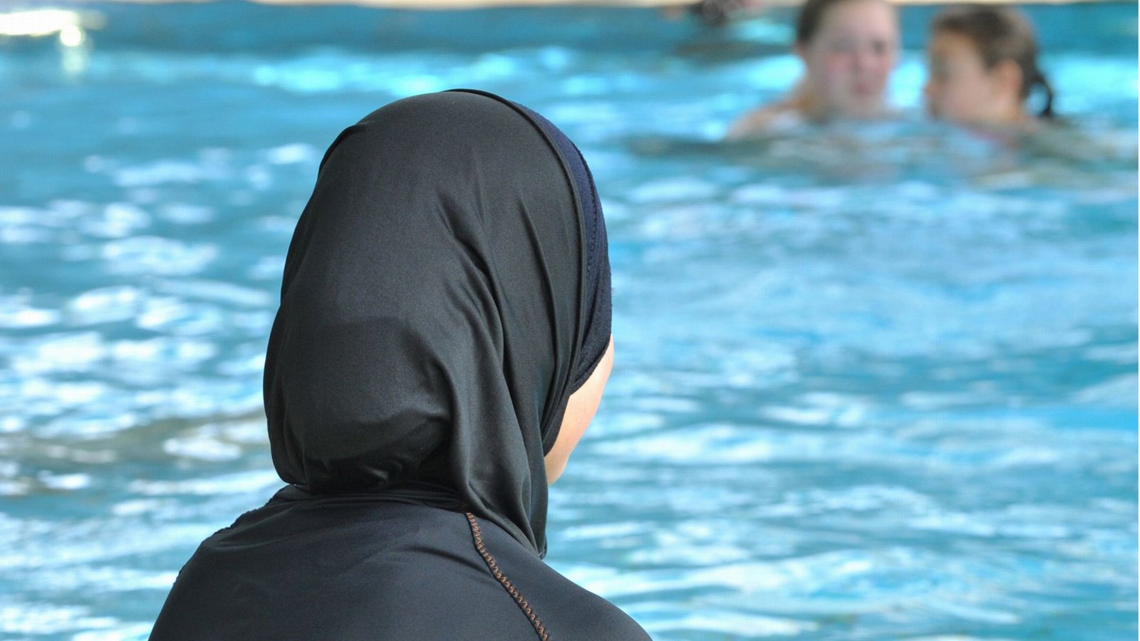 Der Burkini ist für palmarianische Christen offenbar keine Lösung. Man sieht zu viel.Foto: dpa/Rolf Haid Der Burkini ist für palmarianische Christen offenbar keine Lösung. Man sieht zu viel.Foto: dpa/Rolf Haid