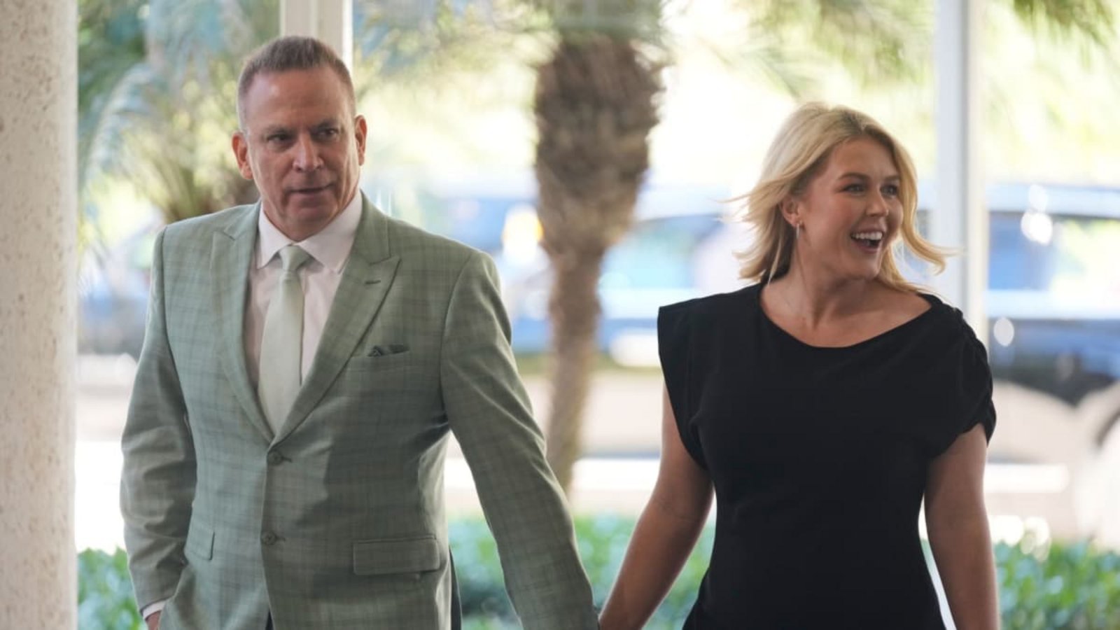 Rückzug ins Private: Mit Karoline Leavitt, hier mit ihrem Mann Nicholas Riccio, verliert US-Präsident Donald Trump ein verlässliches Sprachrohr.Mark Schiefelbein/AP/dpa