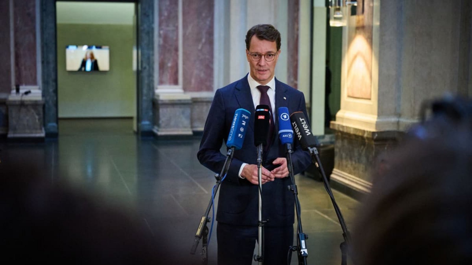 Hendrik Wüst scheint einen Teil seines Bonus zu verlieren.Bernd von Jutrczenka/dpa