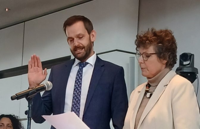 verpflichtung landrat bastian rosenau foto claudia müller