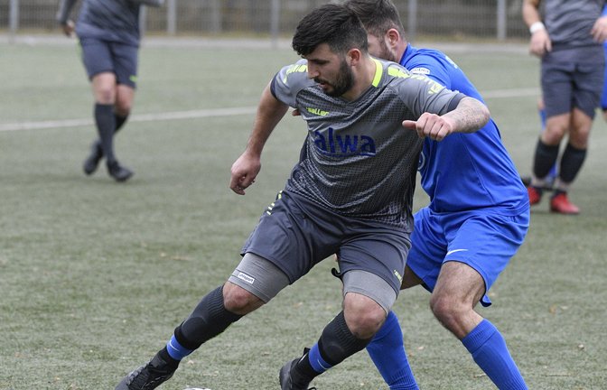 Bashkim Susuri (vorne) ist seit seinem Wechsel zur SGM Hohenhaslach/Freudental beinahe ein Torgarant. Zwei Spiele stehen noch aus. <span class='image-autor'>Foto: Leitner</span>