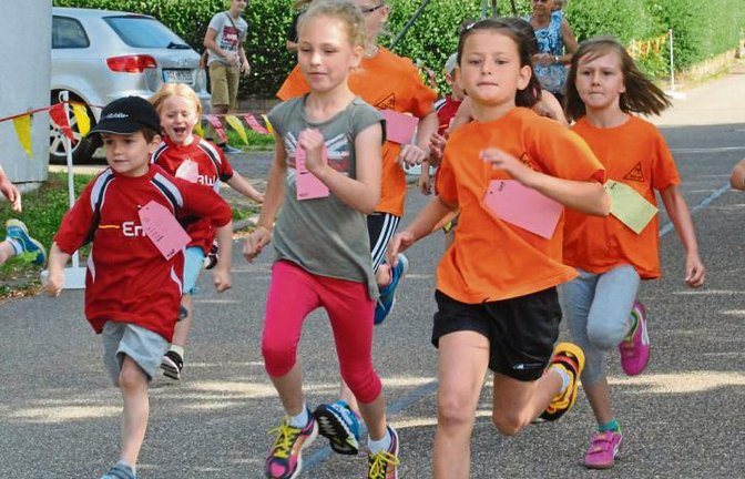 Beim Kinderlauf in Schützingen ist voller Einsatz gefragt. Foto: Stahlfeld