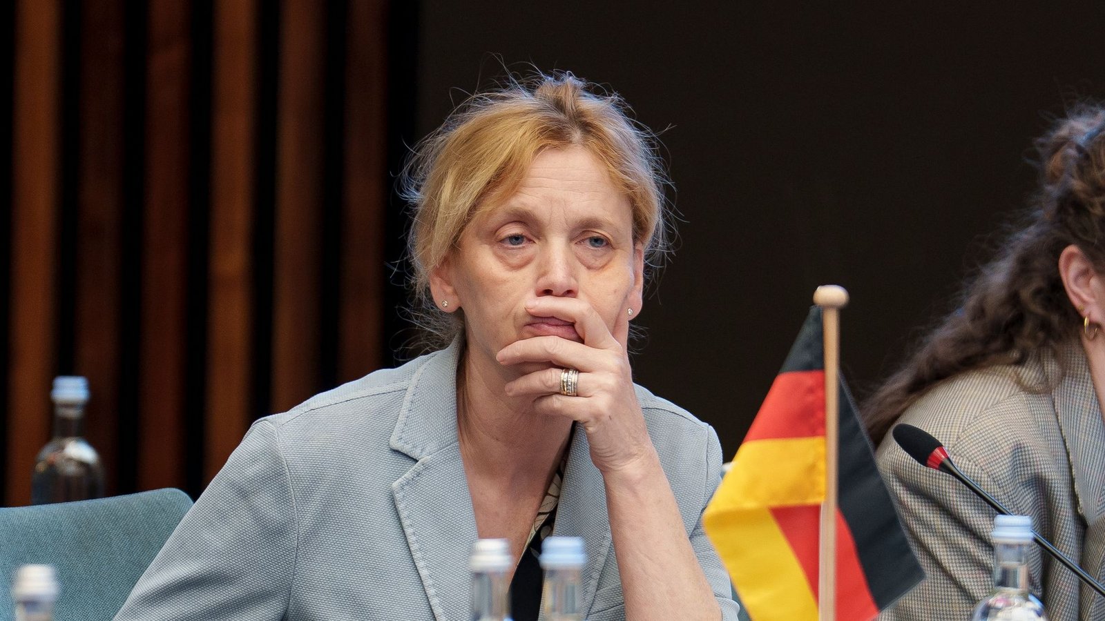 Zuständig für das Elterngeld ist Bundesfamilienministerin Karin Prien (CDU). (Archivfoto)Foto: Andreas Arnold/dpa