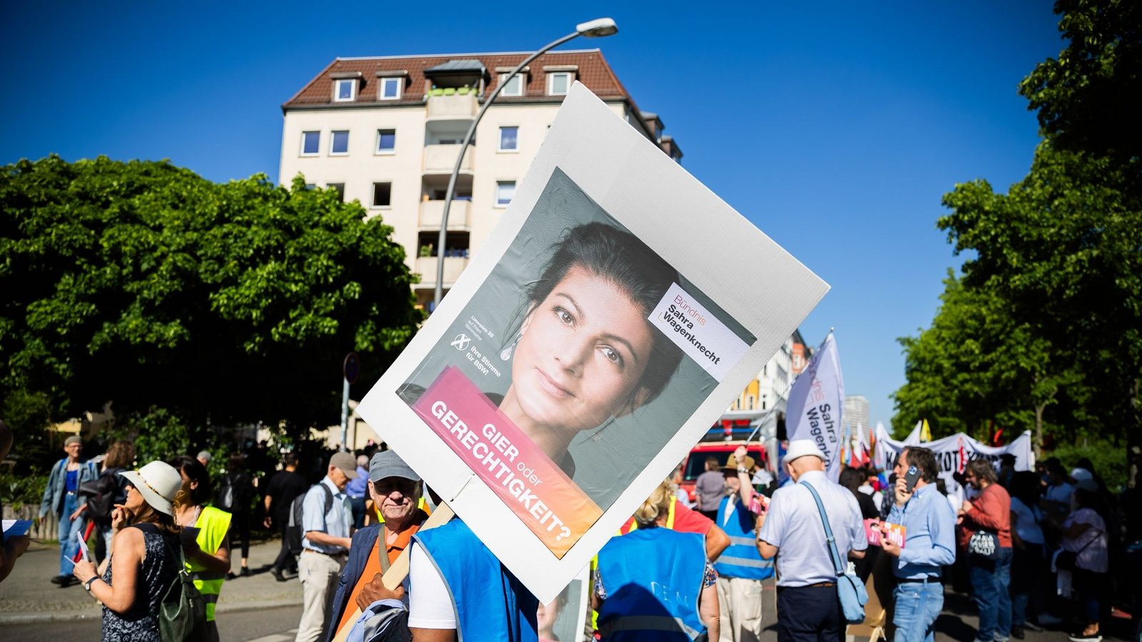 Das Bündnis Sahra Wagenknecht erfreut sich laut einer Umfrage in Thüringen wachsender Beliebtheit.Foto: Christoph Soeder/dpa