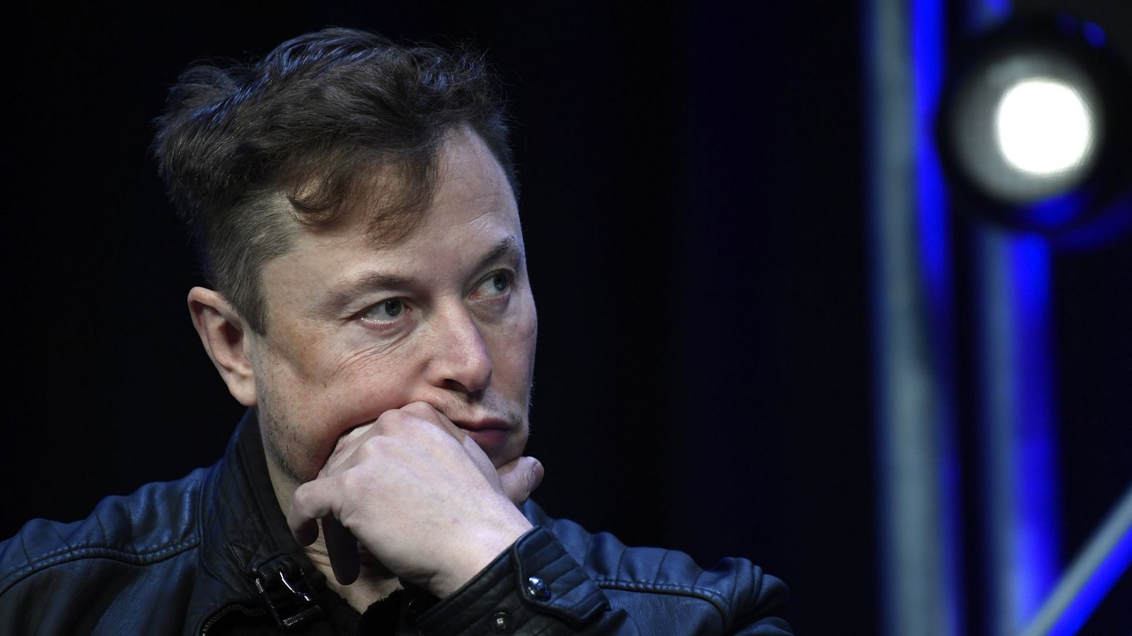Als Begründung verwies Johnson auf Tweets von Musk, dem auf dem Onlinenetzwerk Twitter mehr als 98 Millionen Menschen folgen.Foto: dpa/Susan Walsh Als Begründung verwies Johnson auf Tweets von Musk, dem auf dem Onlinenetzwerk Twitter mehr als 98 Millionen Menschen folgen.Foto: dpa/Susan Walsh