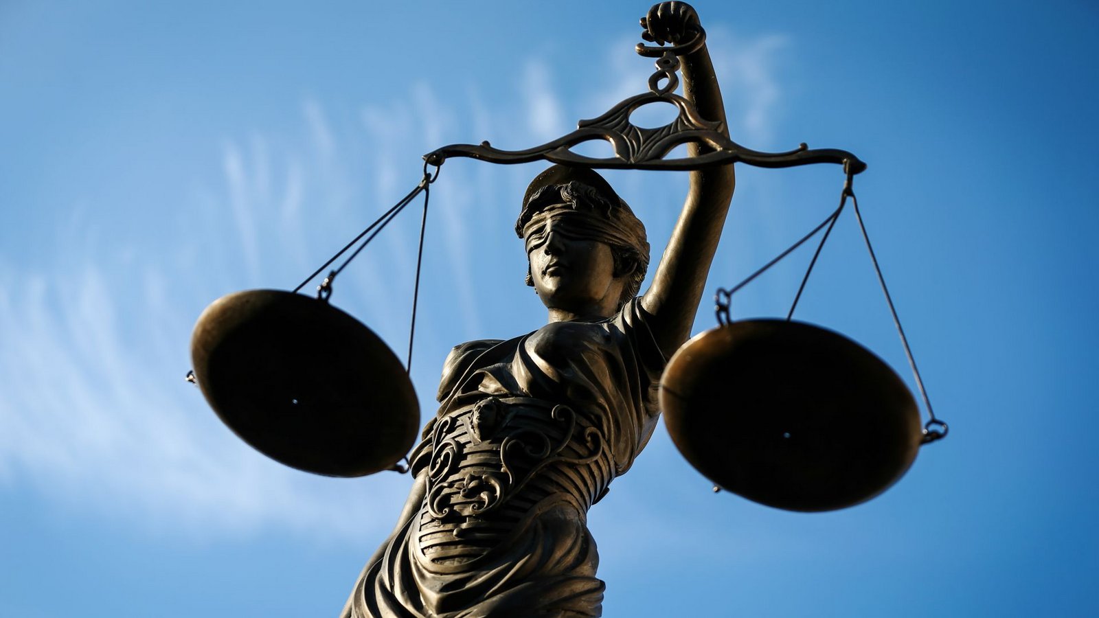 Die Generalstaatsanwaltschaft Karlsruhe hat einen 46-Jährigen angeklagt (Symbolbild).Foto: David-Wolfgang Ebener/dpa