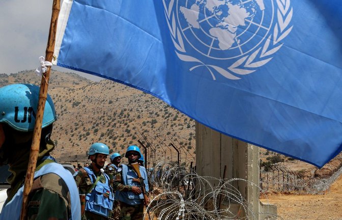 Ein französischer Blauhelmsoldat wurde im Libanon bei einer Übungsvorbereitung durch einen versehentlichen Schuss getötet (Symbolfoto).<span class='image-autor'>Foto: Marwan Naamani/dpa</span>