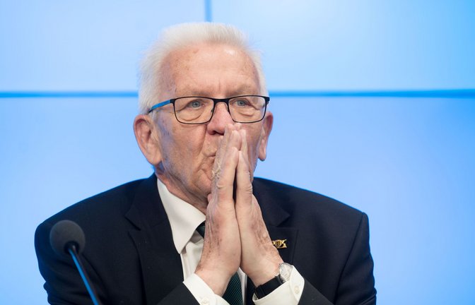 Baden-Württembergs grüner Ministerpräsident  Winfried Kretschmann könnte sich unter bestimmten Umständen einen Rückzieher vom Atomausstieg vorstellen.<span class='image-autor'>Foto: dpa/Marijan Murat</span>