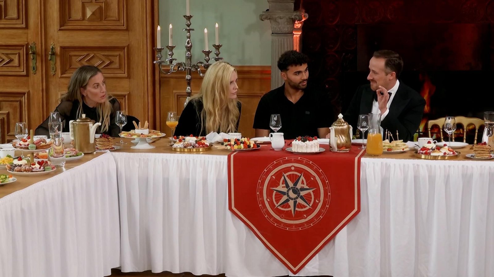 V.l.: Charlotte Würdig, Mirja du Mont, Younes Zarou und Joe Laschet.Foto: RTL V.l.: Charlotte Würdig, Mirja du Mont, Younes Zarou und Joe Laschet.Foto: RTL