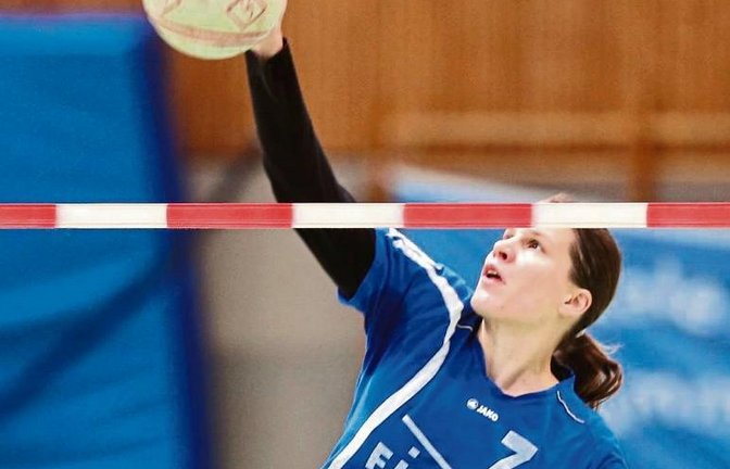 Eva Grözinger greift am Sonntag mit der Vaihinger Frauenmannschaft wieder an. Foto: Küppers