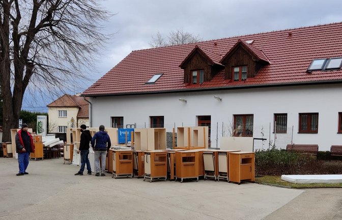 Sindelfinger Möbel werden vom Gustav-Adolf-Werk nach Krabcice transportiert. <span class='image-autor'>Foto: p</span>