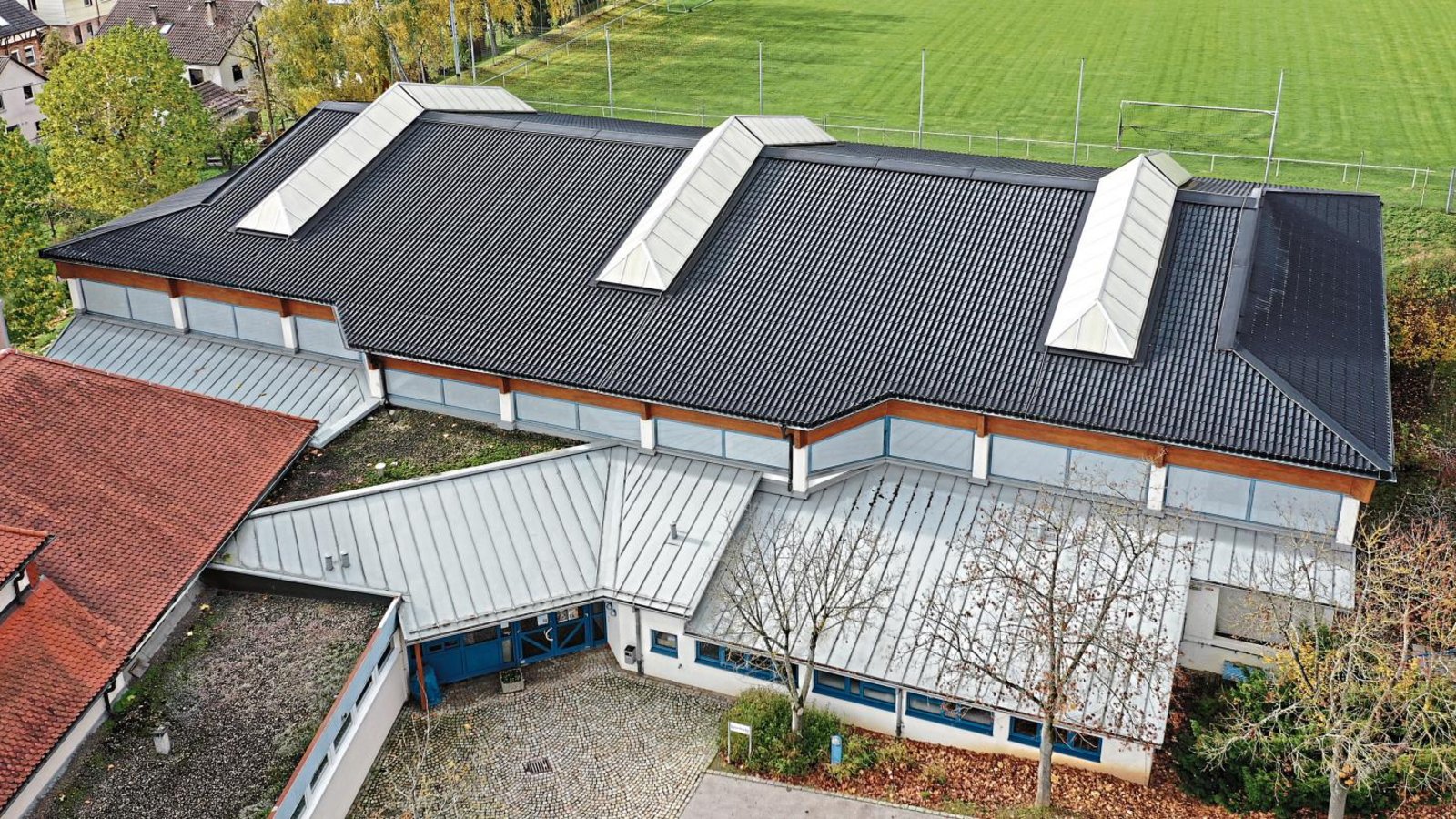 In diesem Jahr steht die Dachsanierung der Sporthalle in Oberriexingen an. Foto: p In diesem Jahr steht die Dachsanierung der Sporthalle in Oberriexingen an. Foto: p