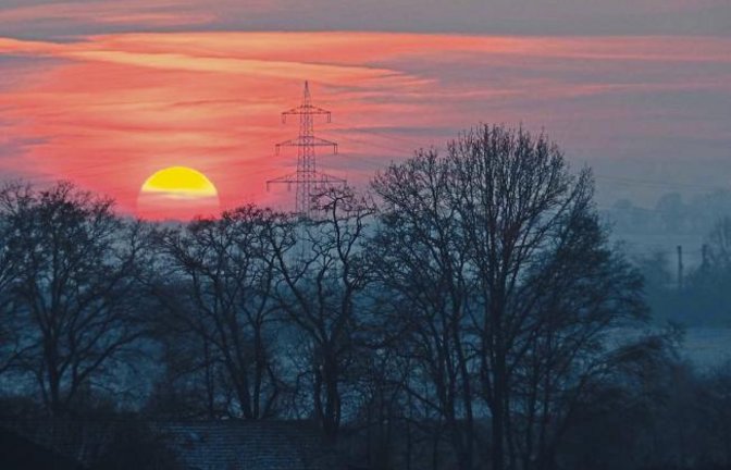 Sonnenuntergang über Kleinglattbach – festgehalten von unserem Leser Wolfgang Götzke aus Ensingen.