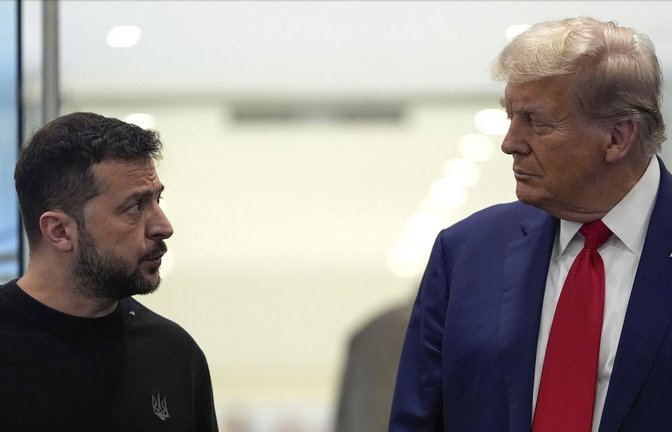 Wolodymyr Selenskyj kündigt ein Treffen mit Donald Trump an. (Archivbild)<span class='image-autor'>Foto: dpa/Julia Demaree Nikhinson</span>