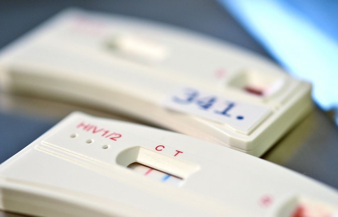 Schnelltest erleichtern die HIV-Diagnose.<span class='image-autor'>Foto: dpa/Britta Pedersen</span>