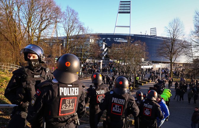 Das Bremer Weserstadion ist Ausgangsort der Entscheidung.<span class='image-autor'>Foto: dpa/Christian Charisius</span>