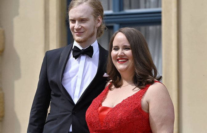 Florian Wilsch  mit Gattin Ricarda Lang bei den Bayreuther Festspielen am 25. Juli 2024.<span class='image-autor'>Foto: IMAGO/BREUEL-BILD</span>