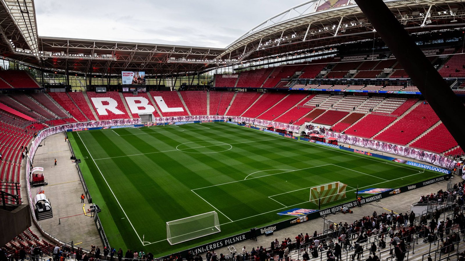Leipzig Stadion (Red-Bull-Arena): 3 Gruppenspiele, 1 Achtelfinale. (International 42.000, national 47.000 Plätze).Foto: IMAGO/motivio/IMAGO/motivio