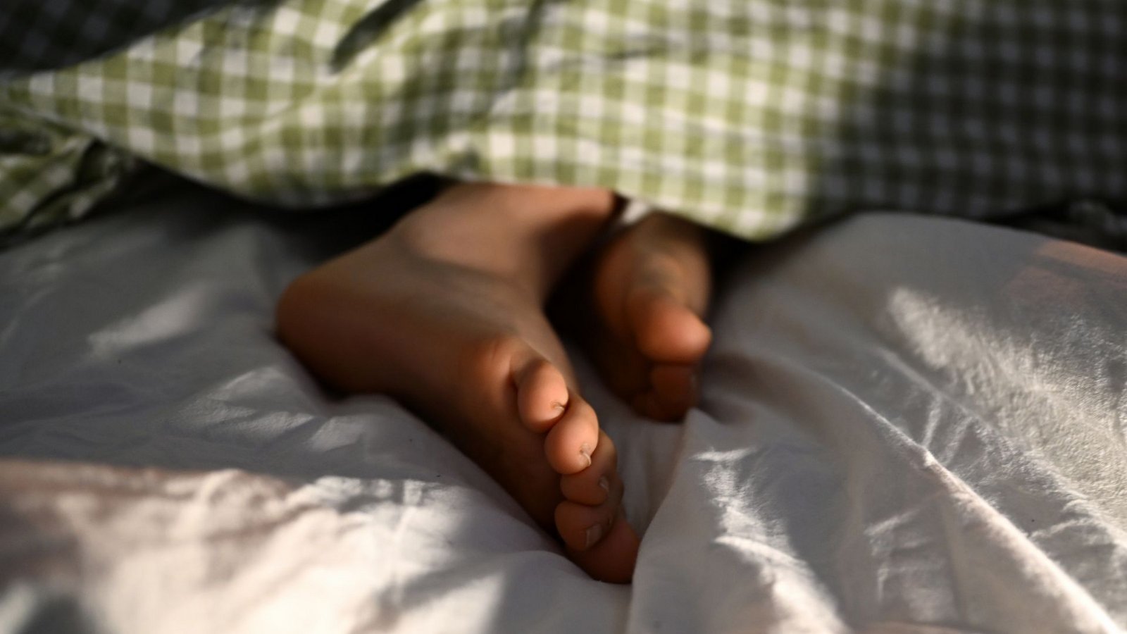 Für die körperliche und psychische Gesundheit ist ein gesunder Schlaf elementar.Foto: Elisa Schu/dpa