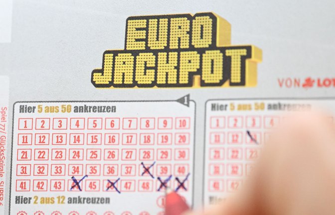 Der Eurojackpot ist geknackt.<span class='image-autor'>Foto: Bernd Weißbrod/dpa/Bernd Weißbrod</span>