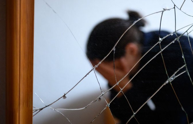 Die meisten Opfer häuslicher Gewalt sind Frauen. (Symbolbild)<span class='image-autor'>Foto: Jonas Walzberg/dpa</span>