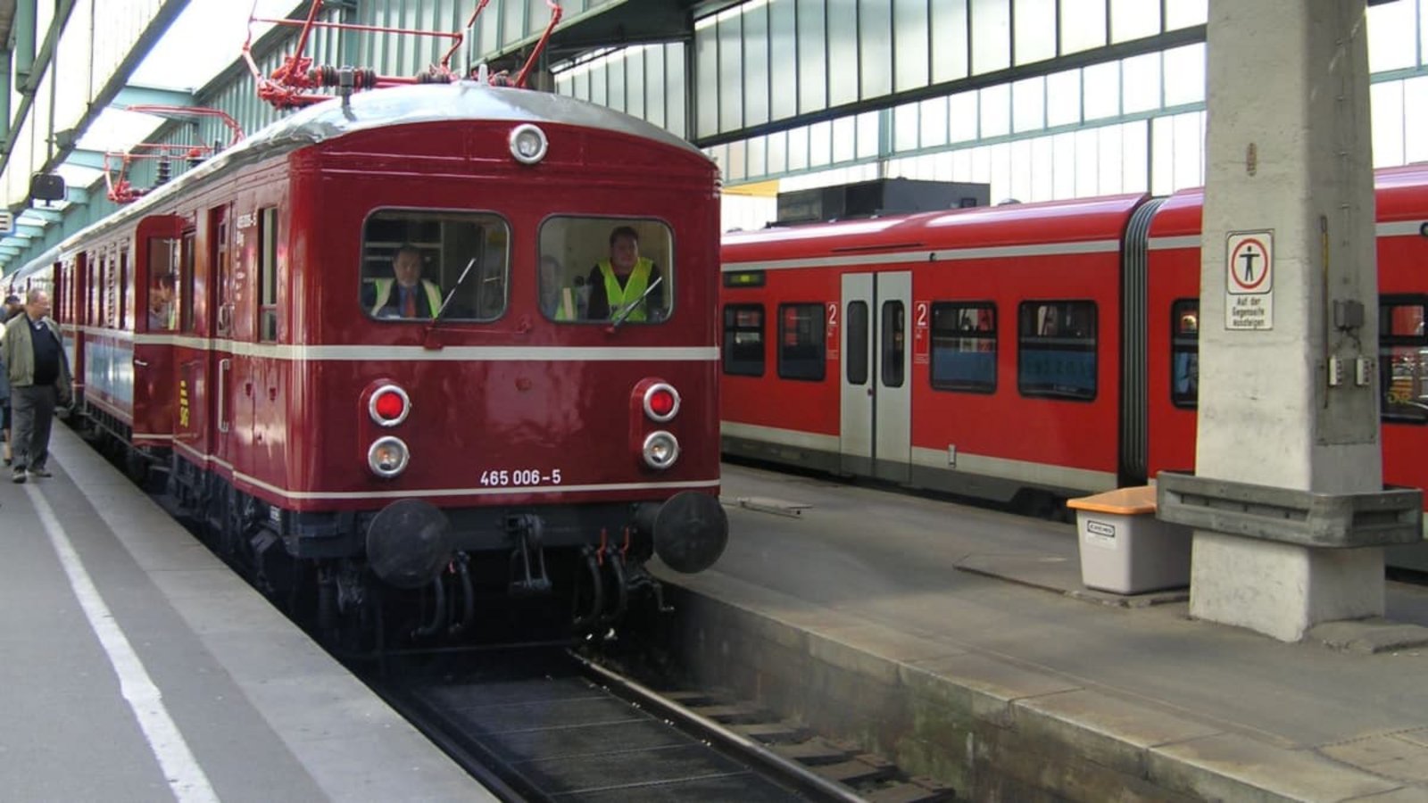 Der rote Triebwagen der Reihe 65 verkehrt wieder für Sonderfahrten in der Region Stuttgart.Archiv STZN Der rote Triebwagen der Reihe 65 verkehrt wieder für Sonderfahrten in der Region Stuttgart.Archiv STZN