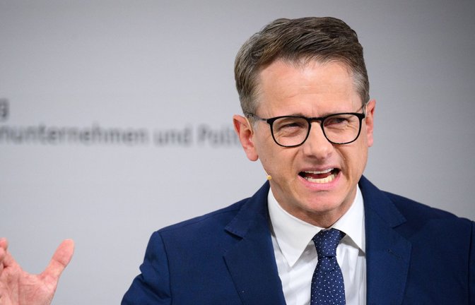 Carsten Linnemann, CDU-Generalsekretär will mehr als 100.000 Menschen das Bürgergeld komplett streichen (Archivfoto).<span class='image-autor'>Foto: dpa/Bernd von Jutrczenka</span>
