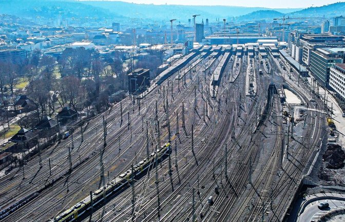 Auf den bisherigen Gleisflächen sollen Wohnungen gebaut werden. Das soll vorerst verhindert werden.<span class='image-autor'>Foto: Wilhelm Mierendorf</span>