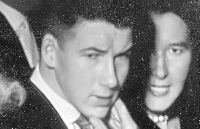 Günter Breuninger 1959 mit seiner Mutter Dora beim 25-Jahr-Jubiläum des Textil-Großhändlers Alfred Breuninger<span class='image-autor'>Foto: Breuninger</span>