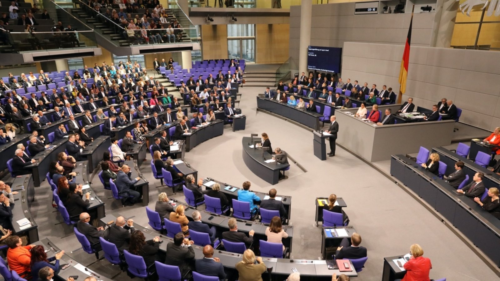 Olaf Scholz im Deutschen Bundestag, Oktober 2023. (Symbolbild)Foto: Juergen Nowak/ Shutterstock Olaf Scholz im Deutschen Bundestag, Oktober 2023. (Symbolbild)Foto: Juergen Nowak/ Shutterstock