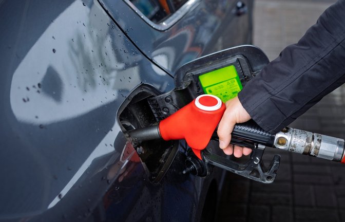 Tanken wird 2026 teurer.<span class='image-autor'>Foto: Roman Shashko / shutterstock.com</span>
