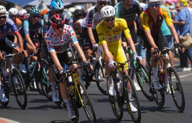 Bei der Tour de France können sich die Fans wieder auf spannende Etappen freuen.<span class='image-autor'>Thibault Camus/AP/dpa</span>