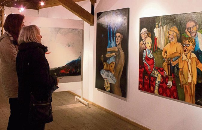 Bei der Ausstellung in der Galerie im Kunsthof kommt reichlich Farbe ins Spiel. Foto: Friedrich
