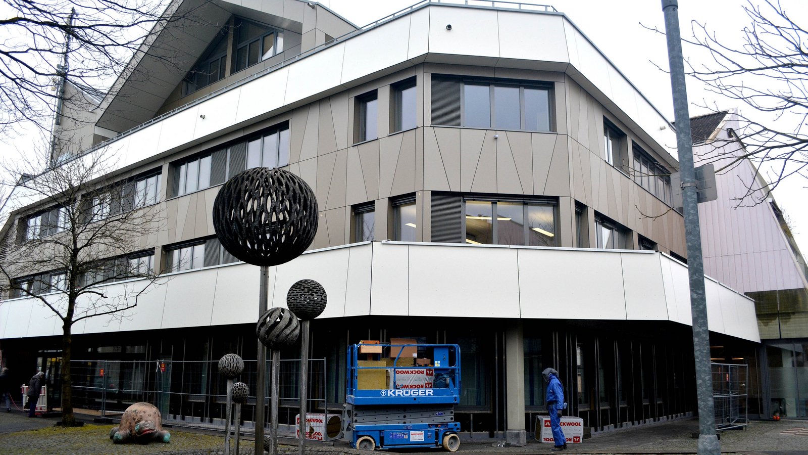 Am Illinger Rathaus wird auch in 2022 weiter gebaut und saniert. Fotos: Stahlfeld Am Illinger Rathaus wird auch in 2022 weiter gebaut und saniert. Fotos: Stahlfeld