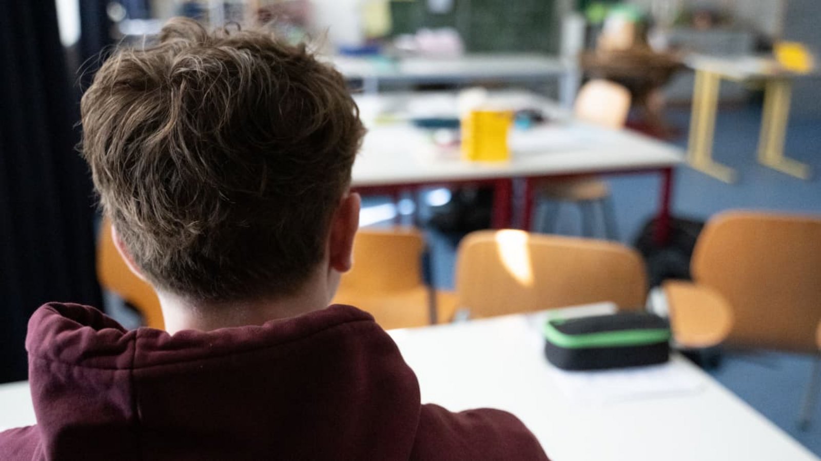 Was tun, wenn die Schule zur Last für die Seele wird? Wir haben bei der Psychologin Sonja Hasler nachgefragt.Leonie Asendorpf/dpa
