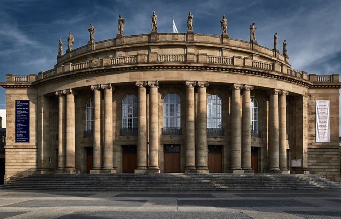 Aus der Ferne betrachtet macht die Stuttgarter Oper einen guten Eindruck. Doch der Littmann-Bau ist dringend sanierungsbedürftig.<span class='image-autor'>Staatstheater Stuttgart</span>