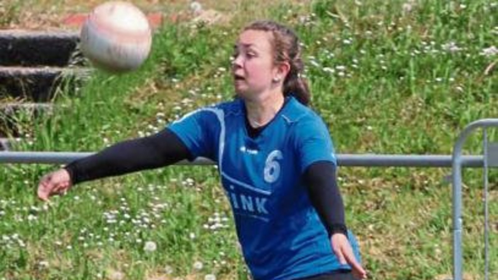 Maximiliane Frölich und ihre Mitstreiterinnen haben den ein oder anderen unerreichbarren Ball erlaufen. Das machte in Bretten den Unterschied. Foto: Archiv/Nachreiner Maximiliane Frölich und ihre Mitstreiterinnen haben den ein oder anderen unerreichbarren Ball erlaufen. Das machte in Bretten den Unterschied. Foto: Archiv/Nachreiner