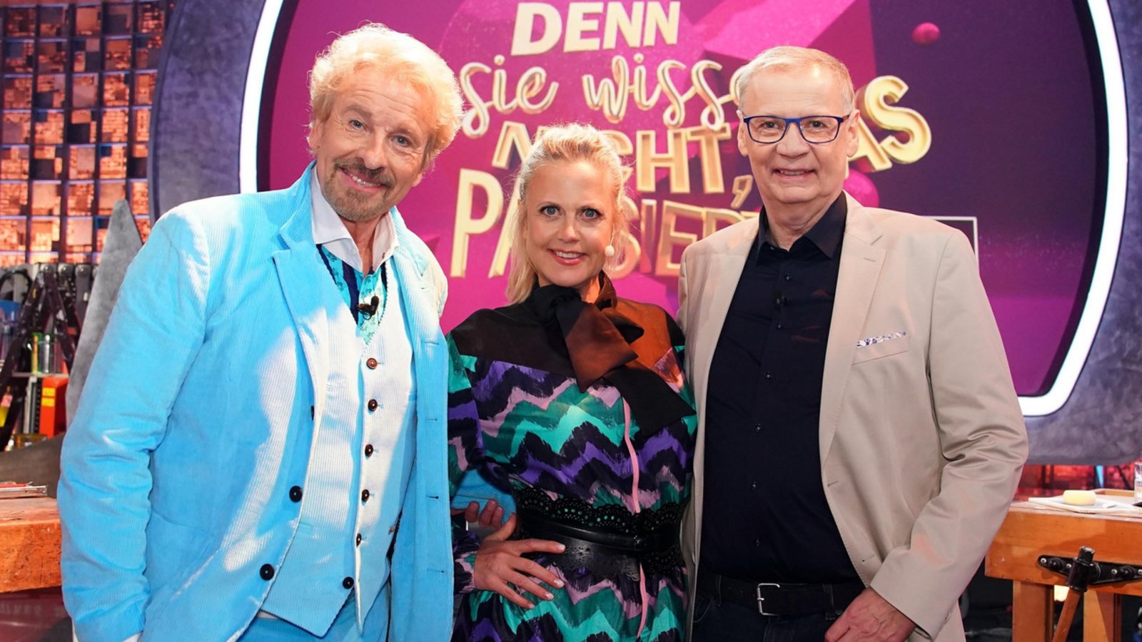 Treten zum letzten Mal gemeinsam in der RTL-Show "Denn sie wissen nicht, was passiert" auf: Thomas Gottschalk, Barbara Schöneberger und Günther Jauch (v.l.n.r.).Foto: RTL / Stefan Gregorowius Treten zum letzten Mal gemeinsam in der RTL-Show "Denn sie wissen nicht, was passiert" auf: Thomas Gottschalk, Barbara Schöneberger und Günther Jauch (v.l.n.r.).Foto: RTL / Stefan Gregorowius
