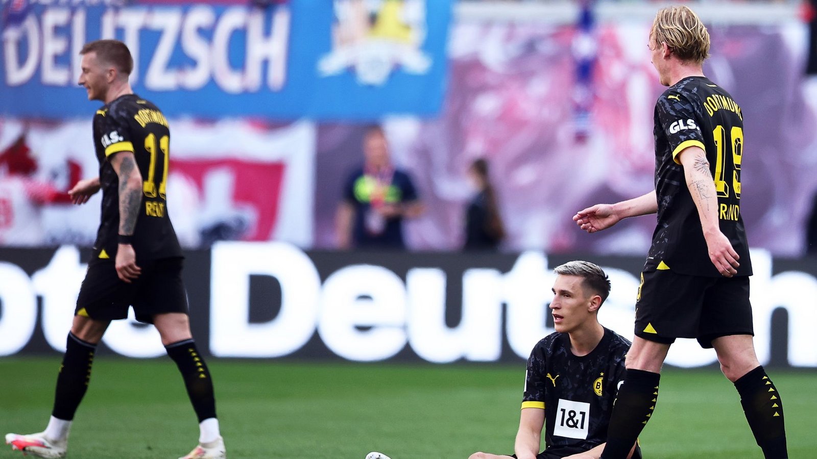 In Leipzig machte das Team von Borussia Dortmund keine gute Figur.Foto: Jan Woitas/dpa