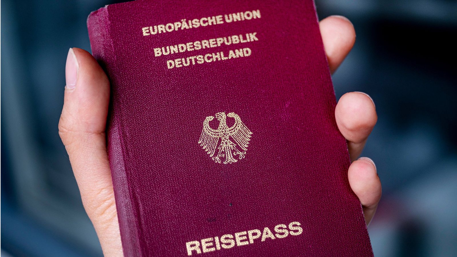 Die Einreise nach Israel wird für Deutsche zukünftig etwas umständlicher. (Symbolbild)Foto: dpa/Fabian Sommer Die Einreise nach Israel wird für Deutsche zukünftig etwas umständlicher. (Symbolbild)Foto: dpa/Fabian Sommer