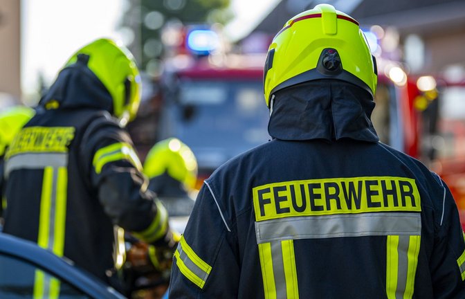 Das Fahrzeug brannte restlos aus. (Symbolbild)<span class='image-autor'>Foto: dpa/David Inderlied</span>