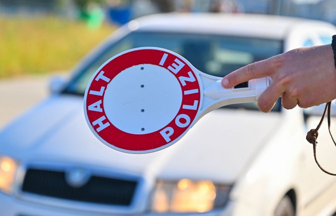 Allein im Monat Januar fasste die Polizei 124 Schleuser in Deutschland. (Symbolbild)<span class='image-autor'>Foto: dpa/Patrick Pleul</span>