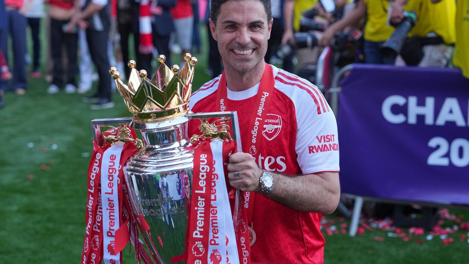 Der Architekt des Arsenal-Erfolgs: Trainer Mikel Arteta. (Archivbild)Foto: Kin Cheung/AP/dpa Der Architekt des Arsenal-Erfolgs: Trainer Mikel Arteta. (Archivbild)Foto: Kin Cheung/AP/dpa